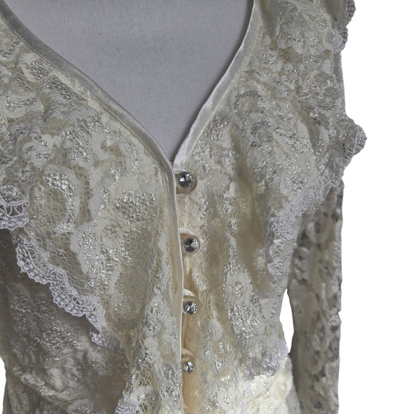 Vintage J.R. Nites Blouse Top Fairy Romantic Cream Lace Ruffle Long Sleeve Sz 12 - Picture 3 of 8